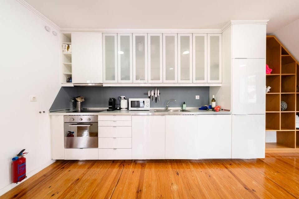 Lisbon Castle-View Penthouse Duplex Apartment in Lisbon