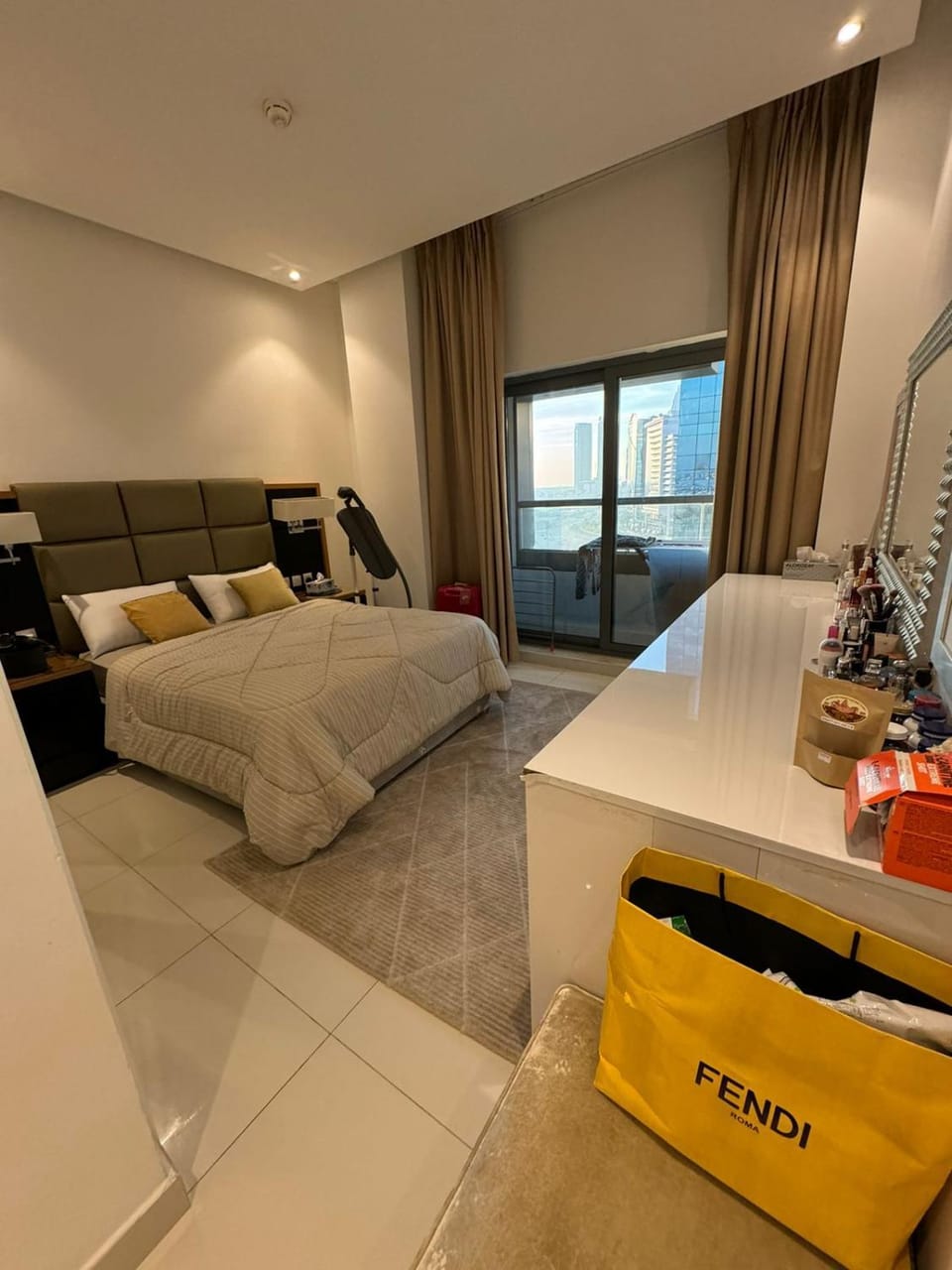 Bright and Airy 2BR Bay Retreat Apartment in Dubai