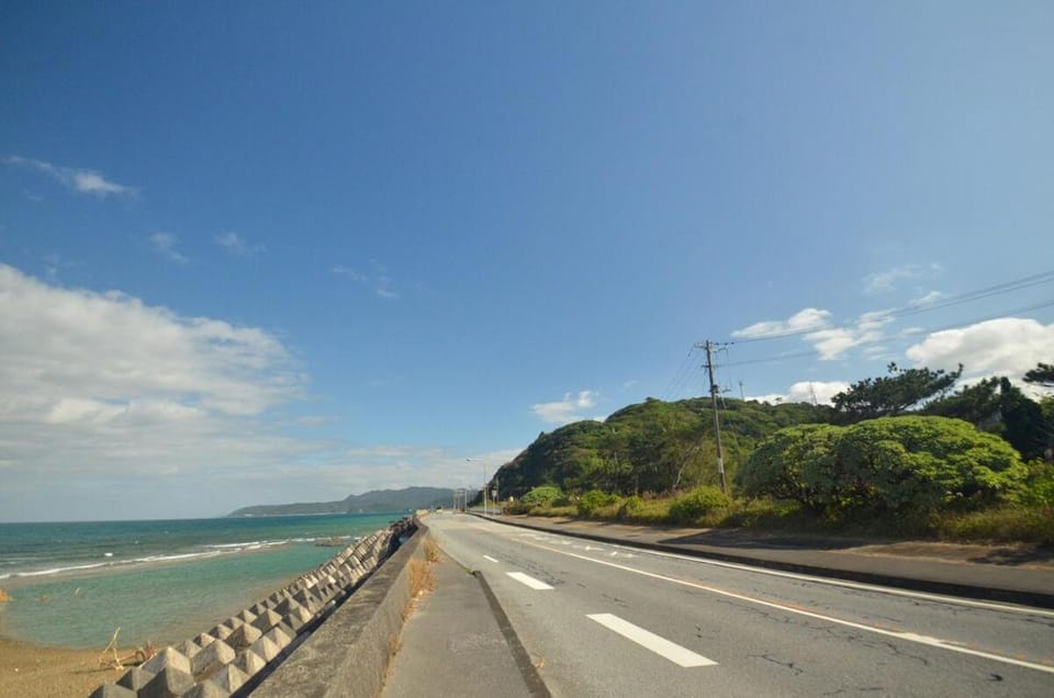 Stay in the Blue Zone of Okinawa! Ideal for World Heritage Forest, Junglia, Aquarium, Kourijima, and Sports Training House in Okinawa Prefecture