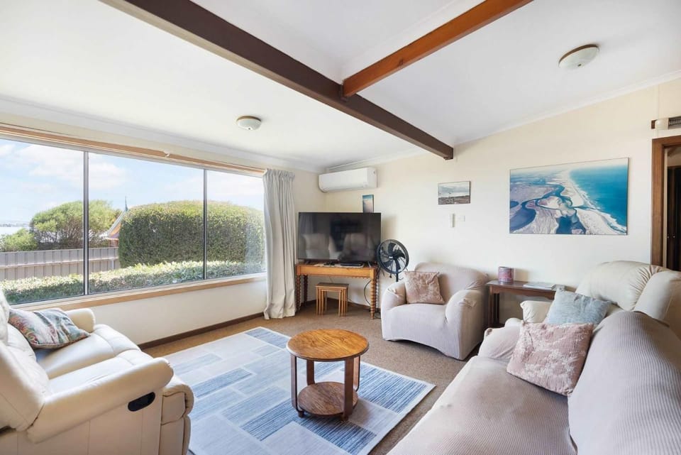 Harbor Lights - 14 England Ave Port Elliot - No Linen Included House in Port Elliot