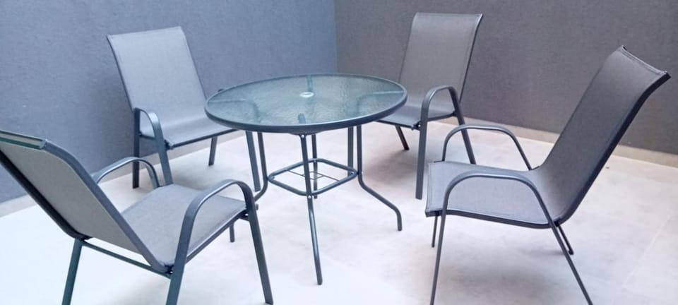 Monoambiente céntrico en planta baja con patio Apartment in Rosario