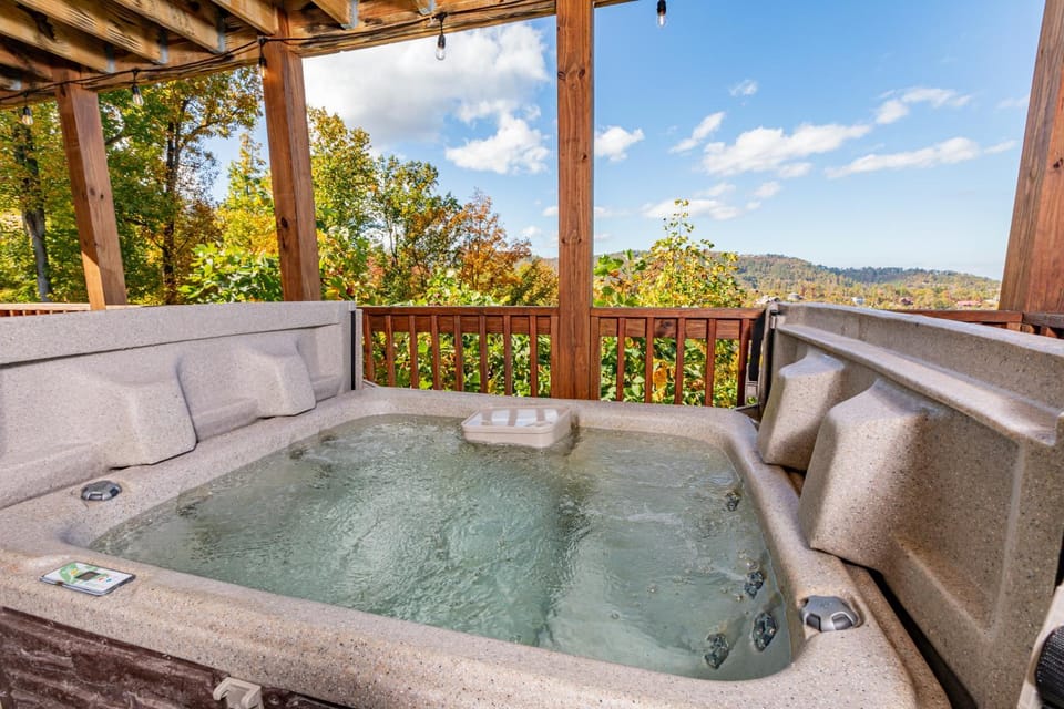 Hot Tub, Hot Tub