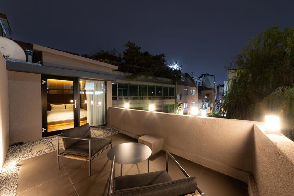 Hot Tub, TV and multimedia, Balcony/Terrace, Seating area, Bedroom, air conditioner