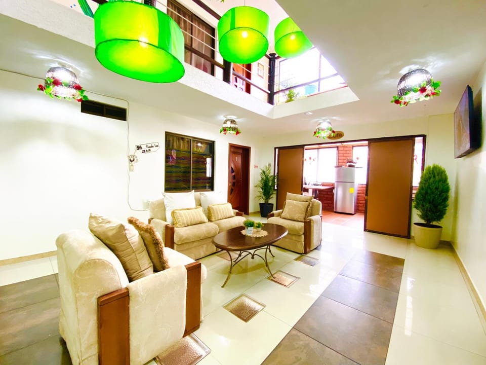 Green Garden Hotel in Banos