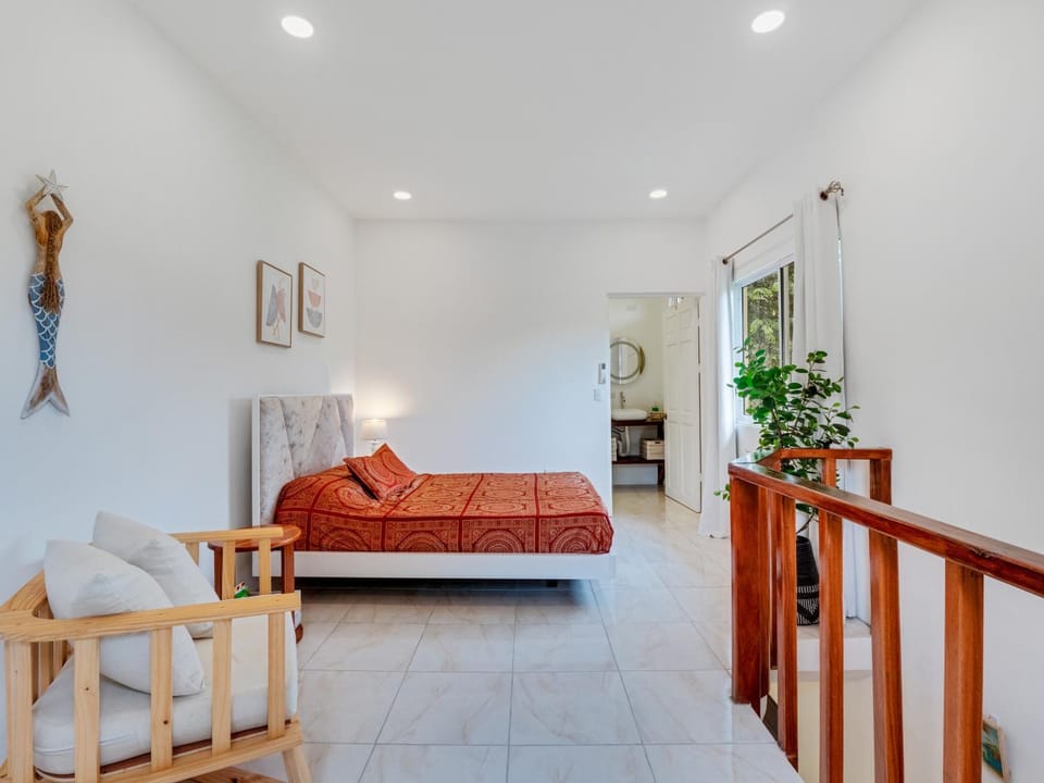 Seating area, Bedroom