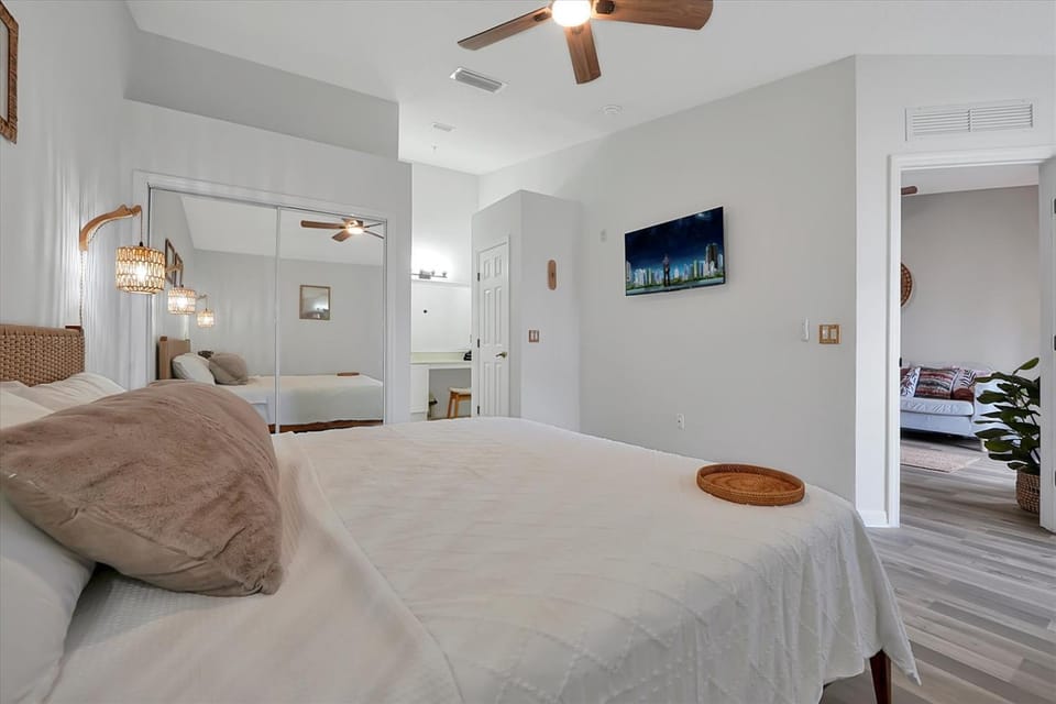 2722 CLUB CORTILE UNIT B 3BED Apartment in Kissimmee