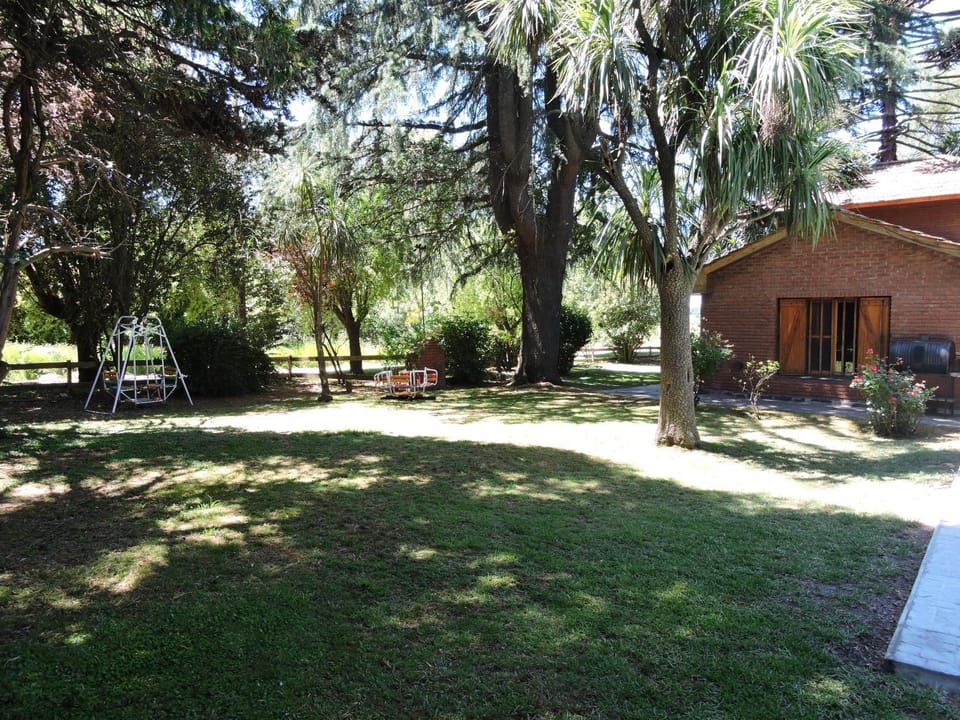 Day, Garden