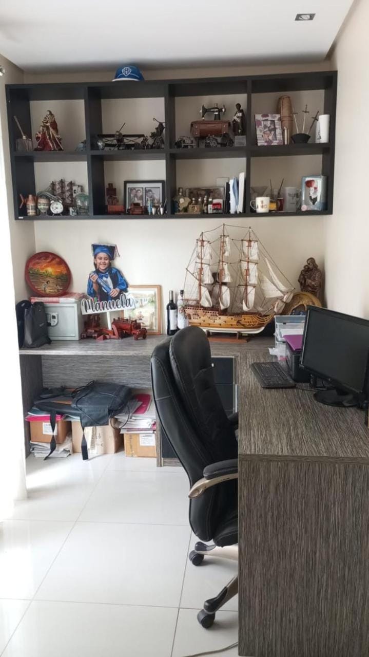 Casa em condomínio por Temporada House in Belém