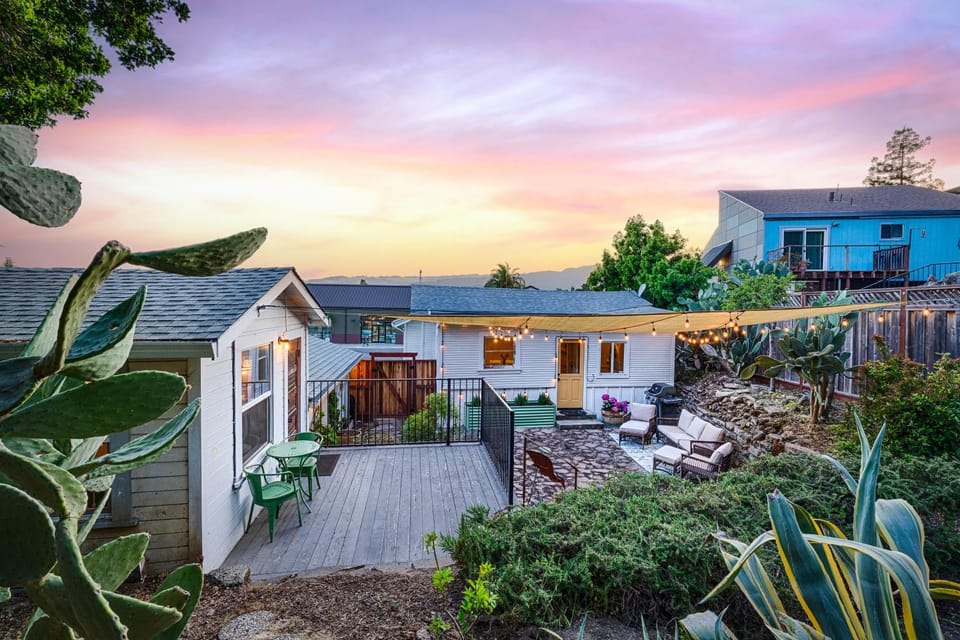 Garden, Seating area, Garden view, Sunset
