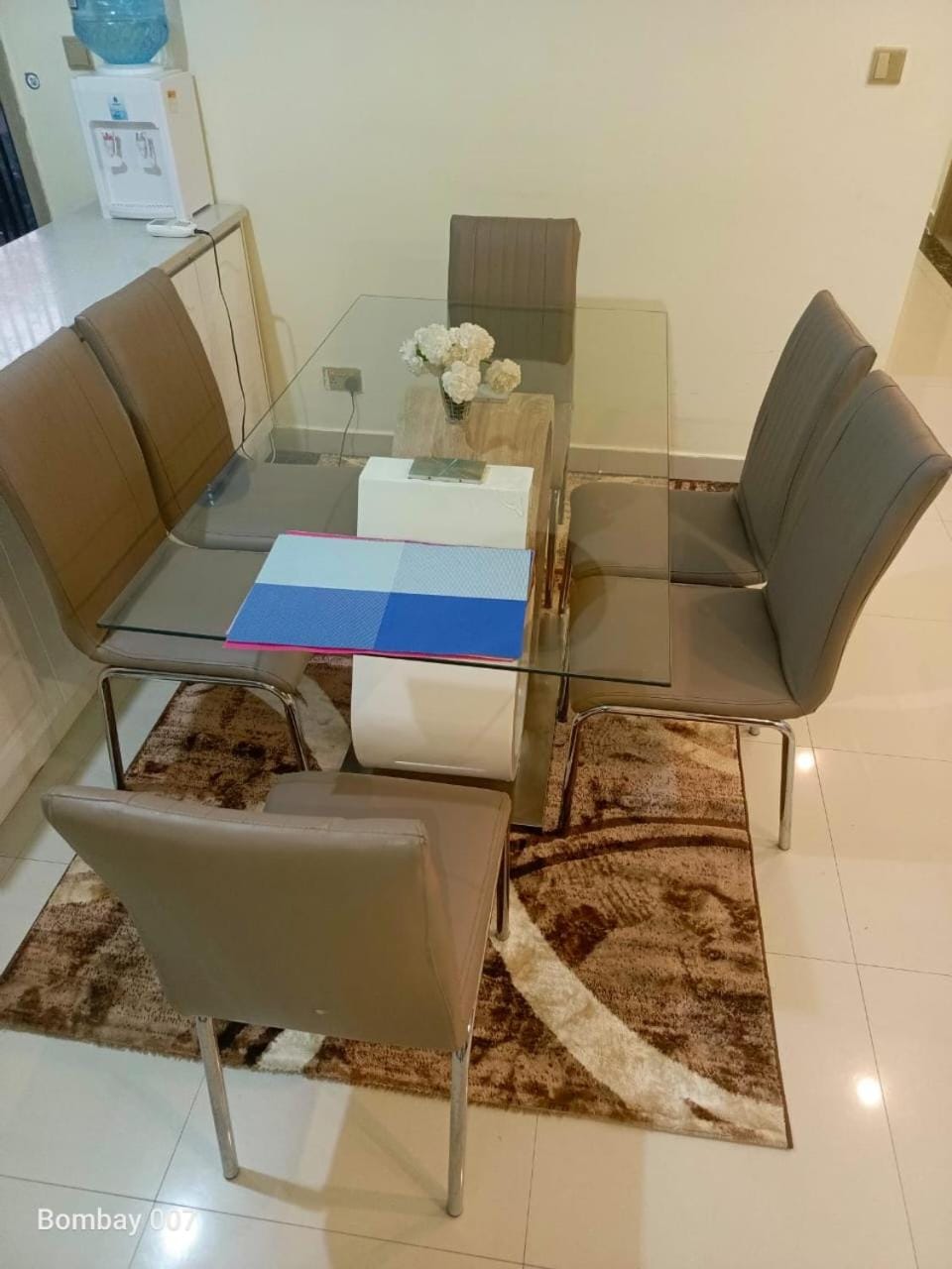executive classy apartment with private parking space,children playing ground,swimming pool,mordern equipped gym and unbeatable city views Apartment in Nairobi