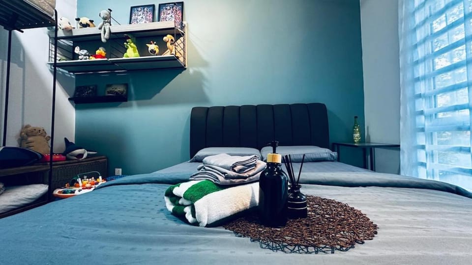 Johor Big & Cozy Home, Easy Parking, 2Rooms, Fast WiFi Apartment in Johor Bahru