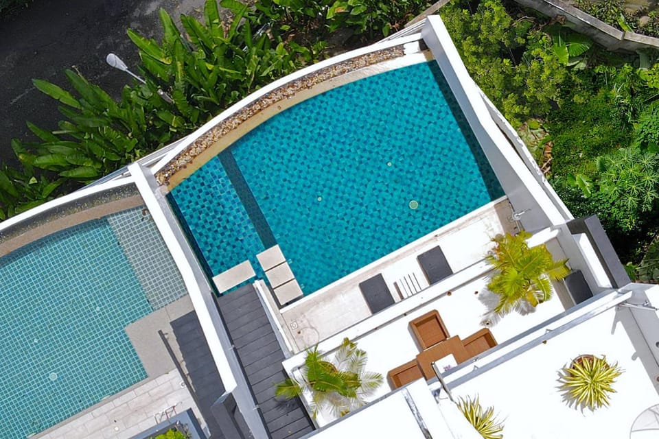Property building, Day, Bird's eye view, Swimming pool, Swimming pool
