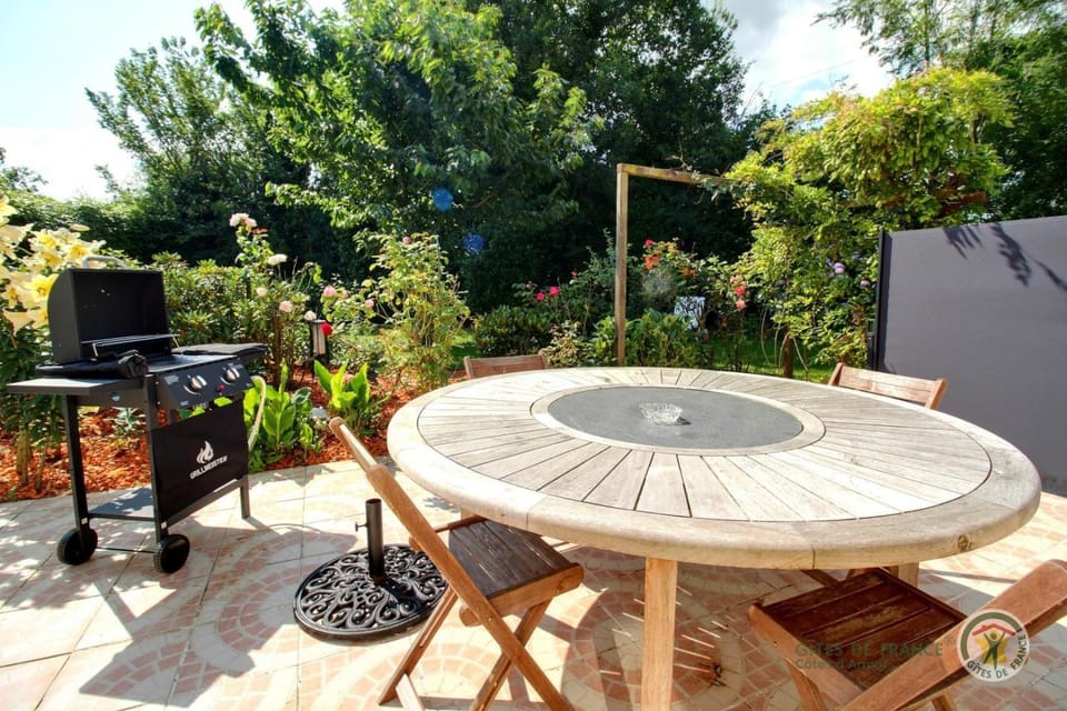 An ti vakanson House in Saint-Quay-Portrieux