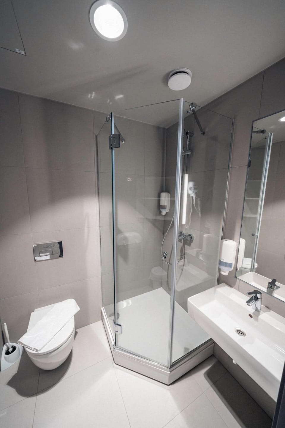 Shower, Toilet, Bathroom