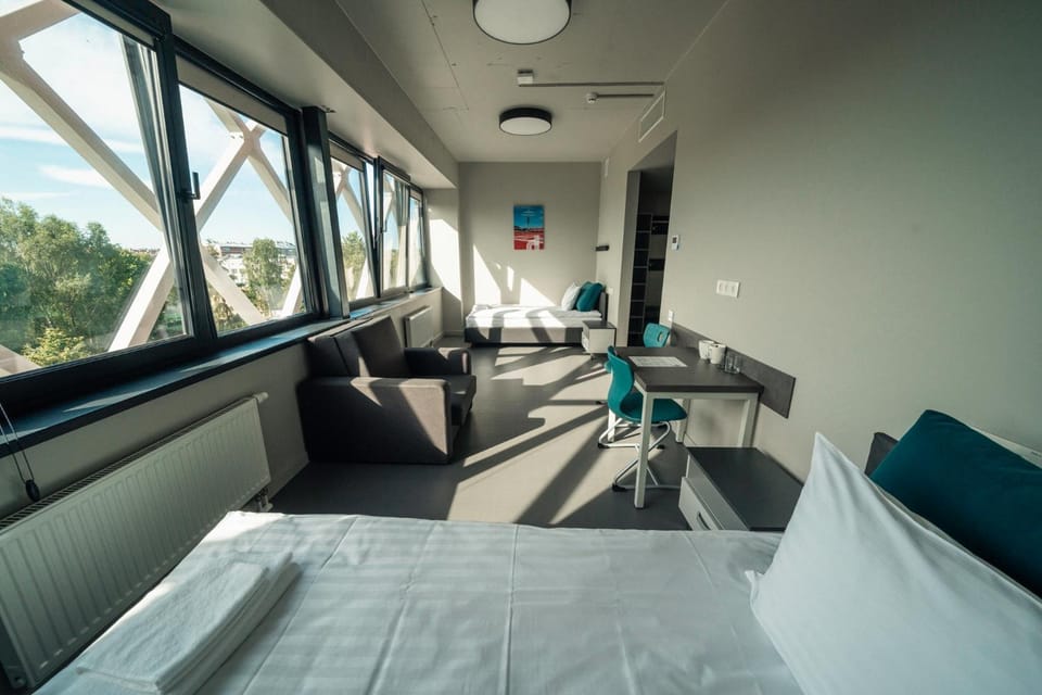 Photo of the whole room, Seating area