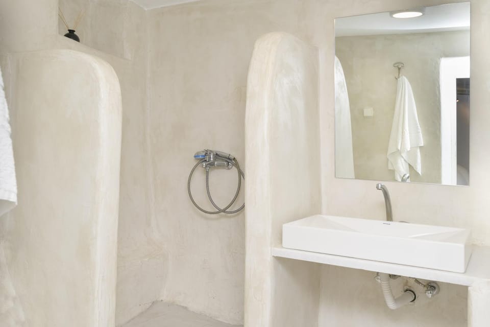 Shower, Bathroom, towels