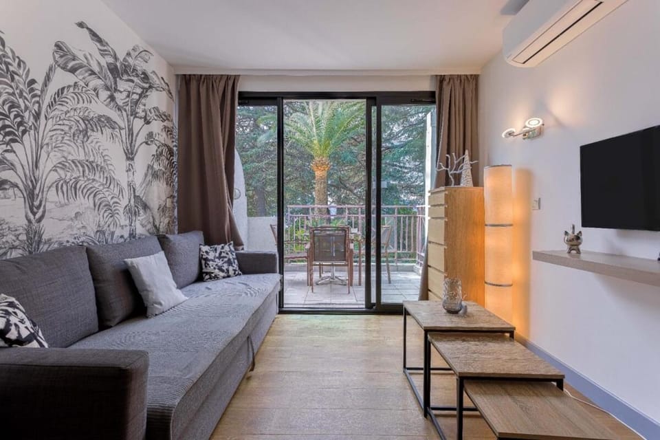 Cosy Francia - Terrasse, Piscine, parking, clim Apartment in Cannes