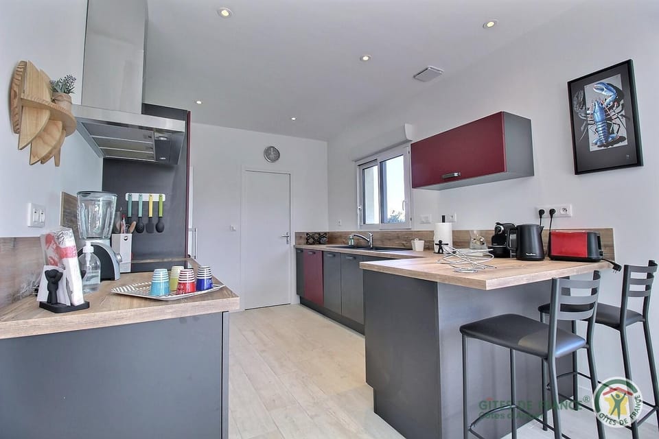 Coffee/tea facilities, Kitchen or kitchenette, toaster
