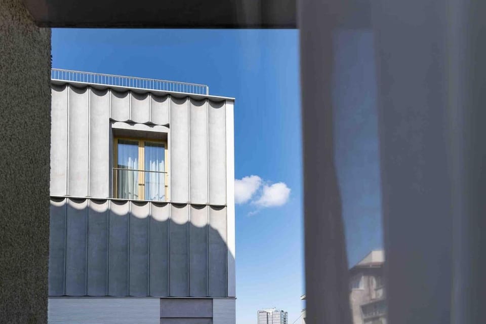 Nook 48 Victoriei new building with parking and security Apartment in Bucharest