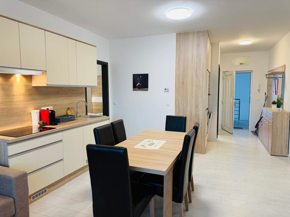 Léda Apartman III Siófok Aranypart Apartment in Siófok