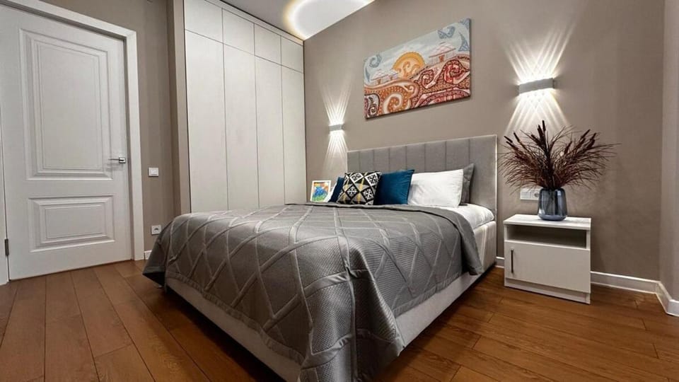 Bed, Bedroom