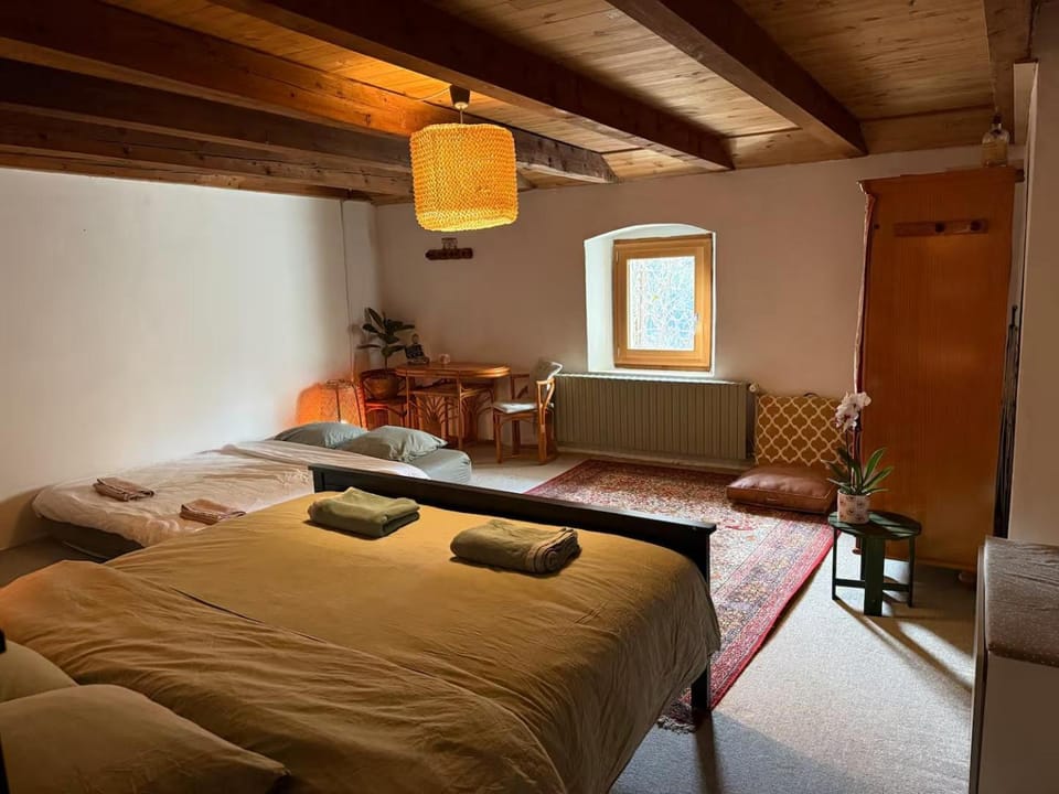 Dharma Farm Retreat House in Canton of Geneva