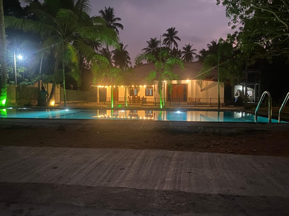 Property building, Night, Garden, Garden, Garden view, Pool view, Swimming pool