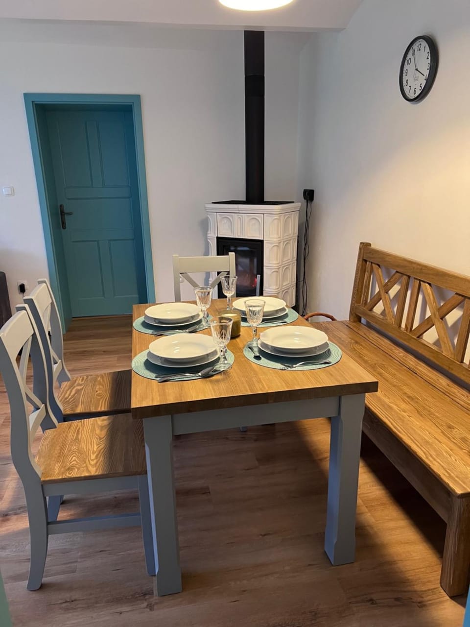 Seating area, Dining area
