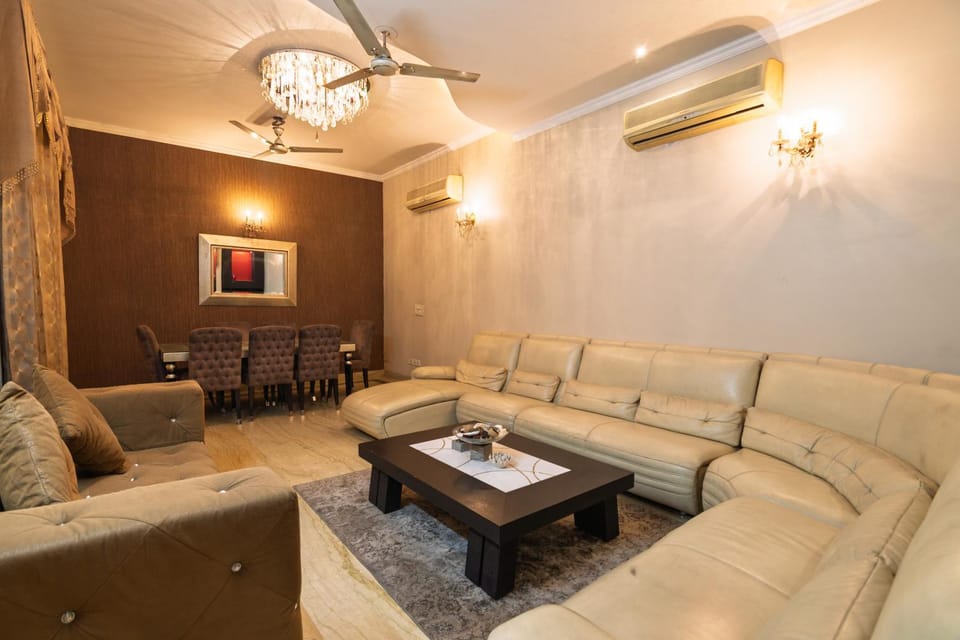 Living room, Seating area, air conditioner
