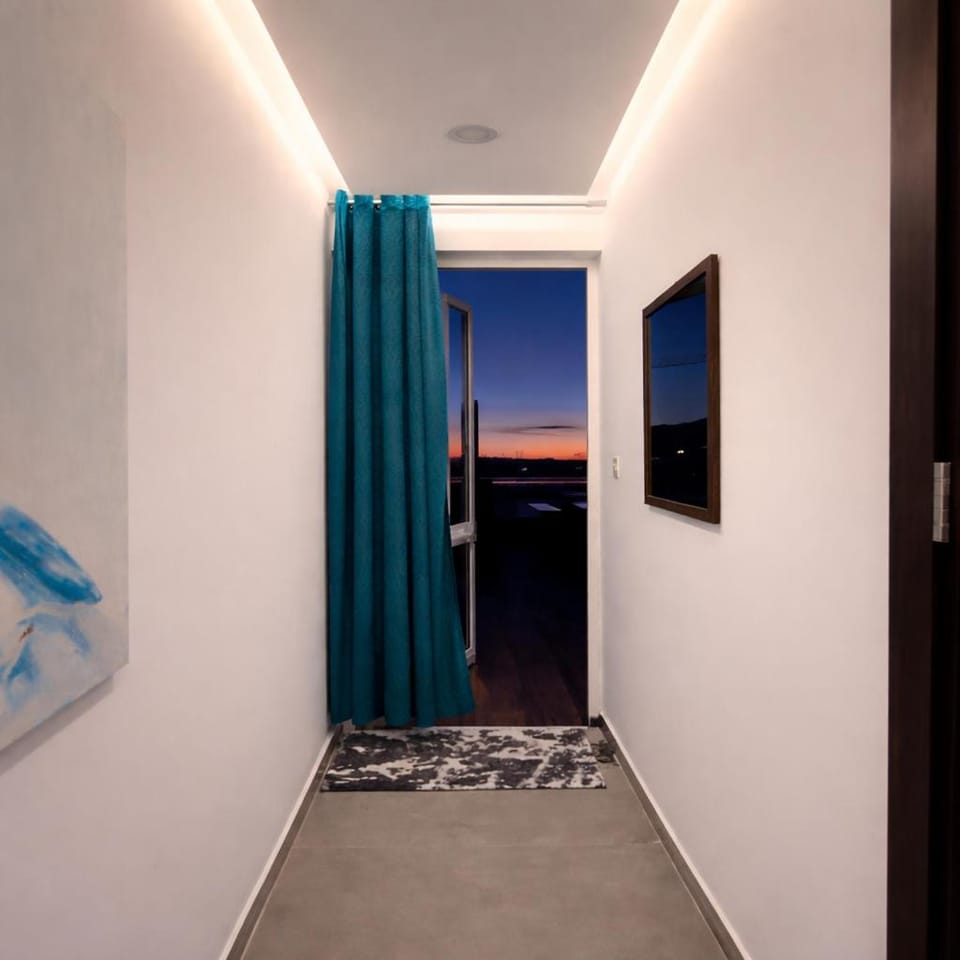 Moonlit Terrace Escape Inn in Saint Paul's Bay