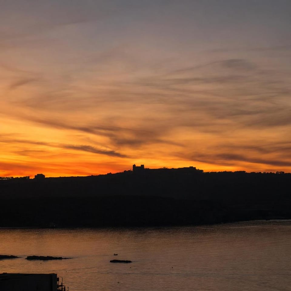 Sunrise, Sunset