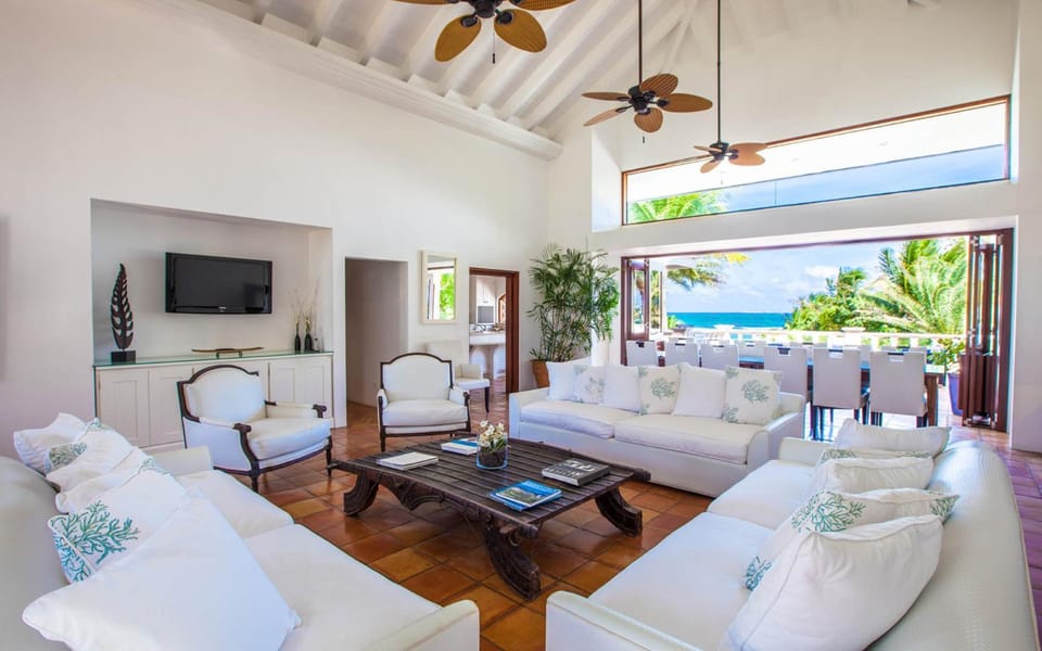 Communal lounge/ TV room, TV and multimedia, Living room, Seating area