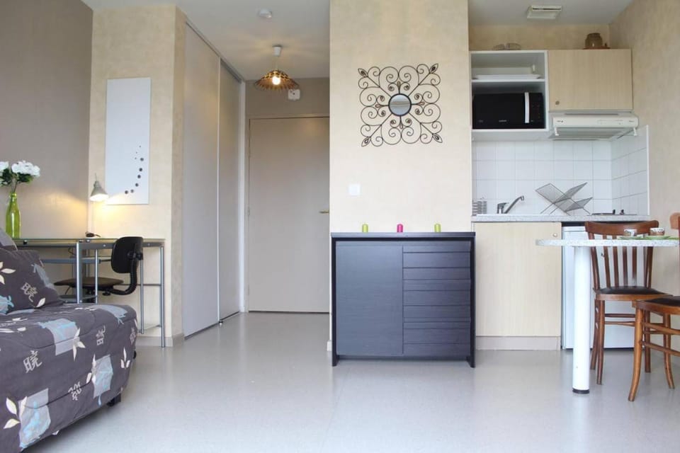 Appt Studio LA ROCHELLE - LR040-311 Apartment in La Rochelle