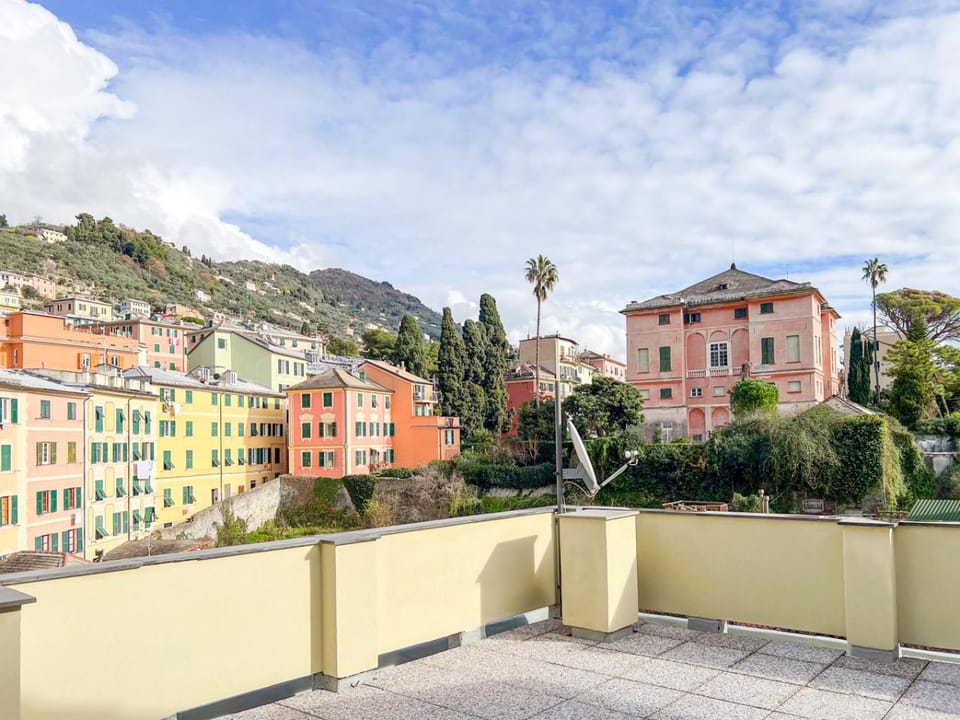 Day, Natural landscape, Balcony/Terrace, City view, Mountain view