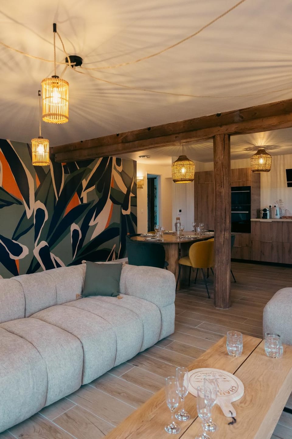 Living room, Seating area