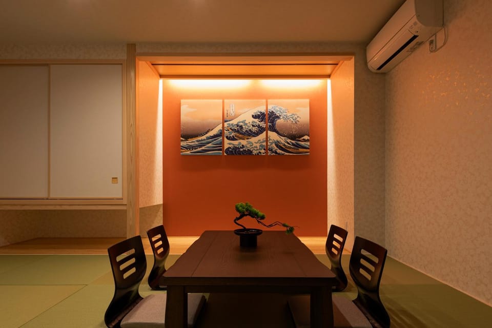 Living room, Seating area, Dining area, air conditioner