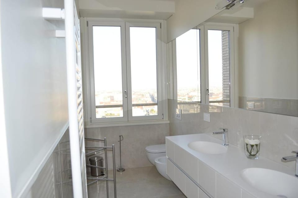 Mascagni Exclusive Apartment in Milan