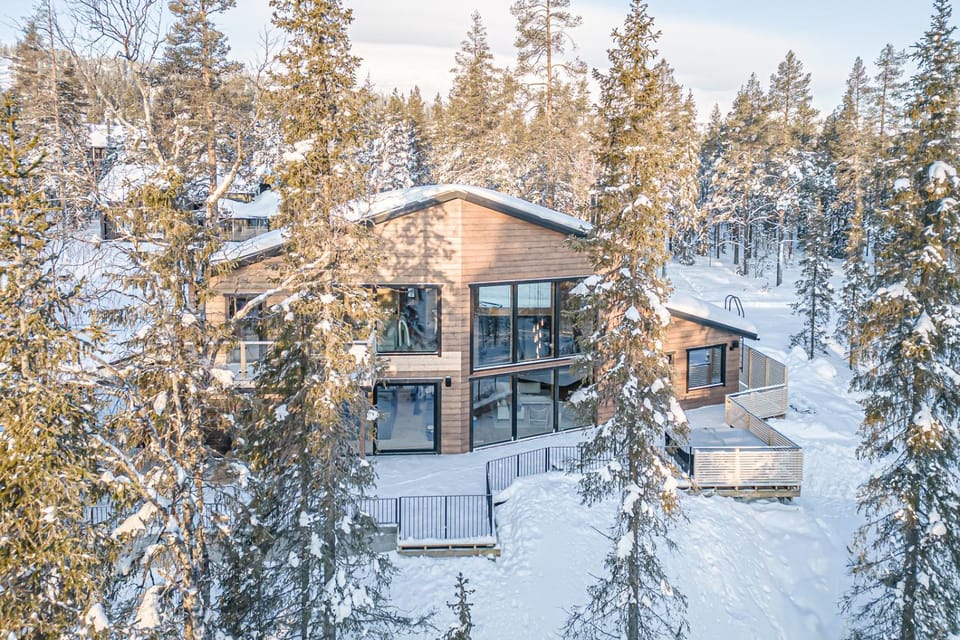 Property building, Day, Natural landscape, Winter