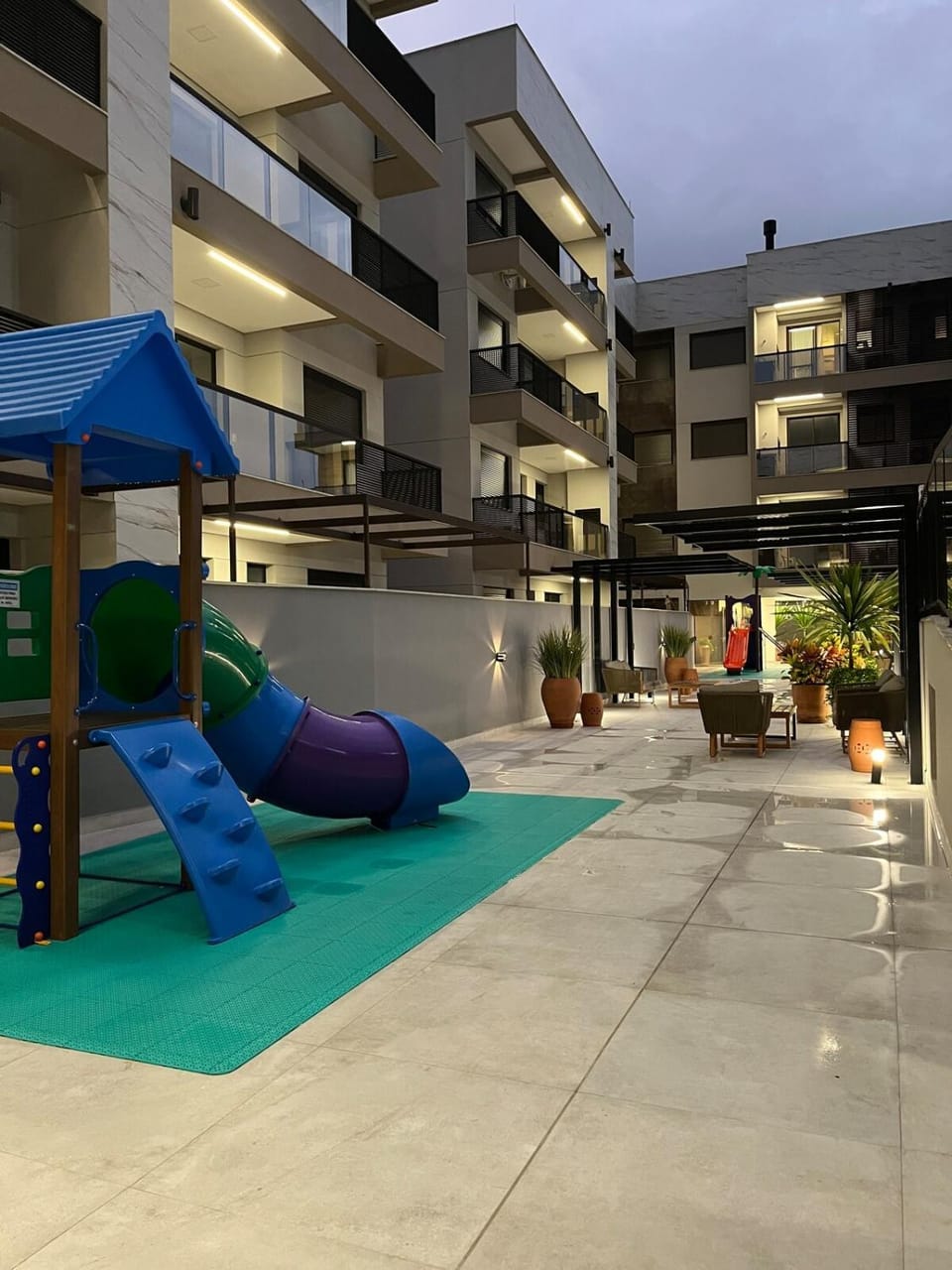 Apto em Home Clube na Praia de Palmas Apartment in Florianopolis