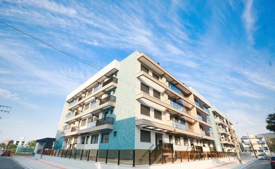 Apto em Home Clube na Praia de Palmas Apartment in Florianopolis