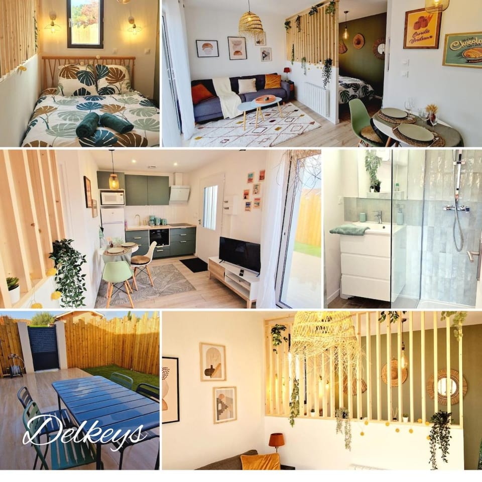 Bed, TV and multimedia, Kitchen or kitchenette, Living room, Photo of the whole room, Seating area, Dining area, Bedroom