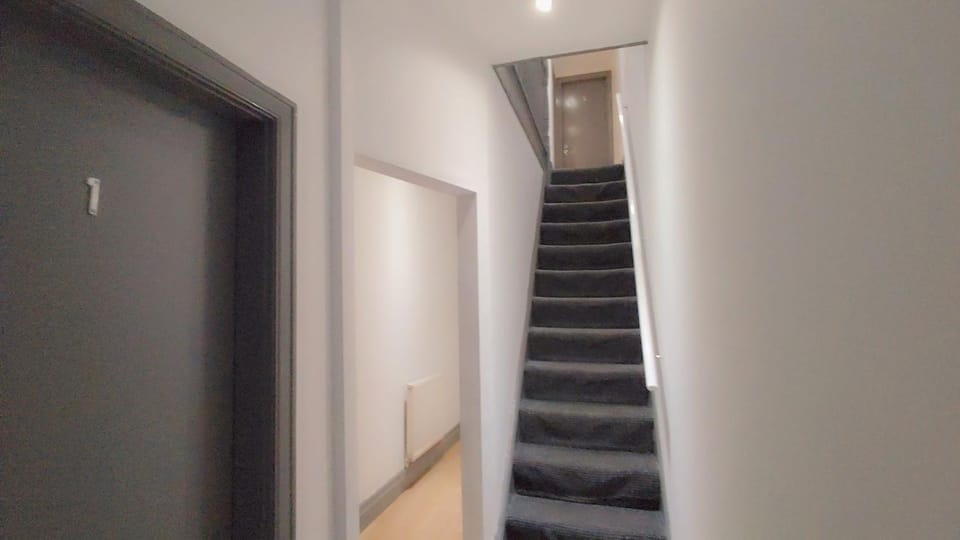 Double-Bedroom in the Heart of Eccles Manchester Perfect for Short Stays BH2 Bed and Breakfast in England