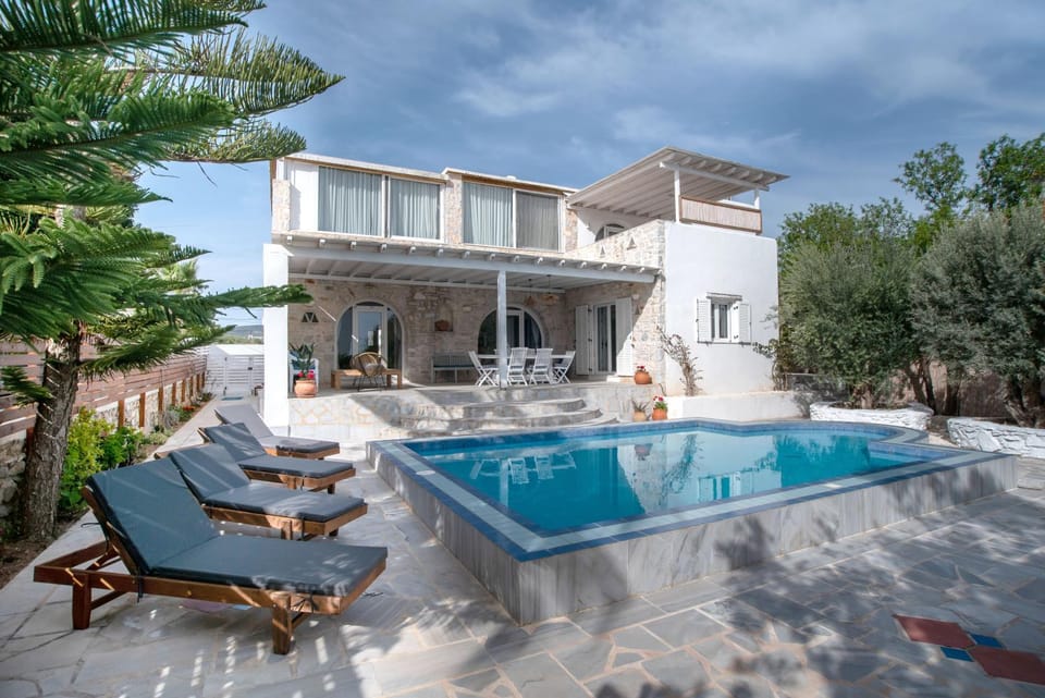 Property building, Patio, Day, Natural landscape, View (from property/room), Balcony/Terrace, Pool view, sunbed