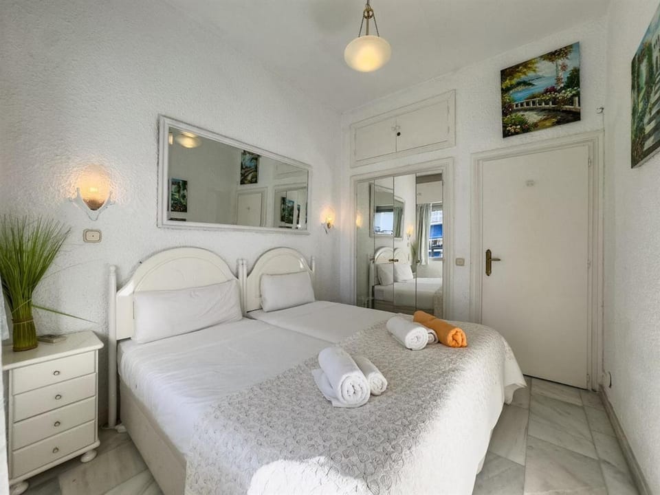 Bed, Photo of the whole room, Bedroom, towels, wardrobe