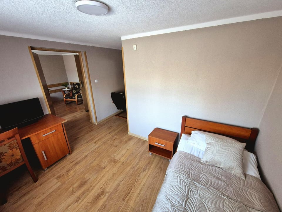 Coffee/tea facilities, Kitchen or kitchenette, Photo of the whole room, Parking, hair dryier