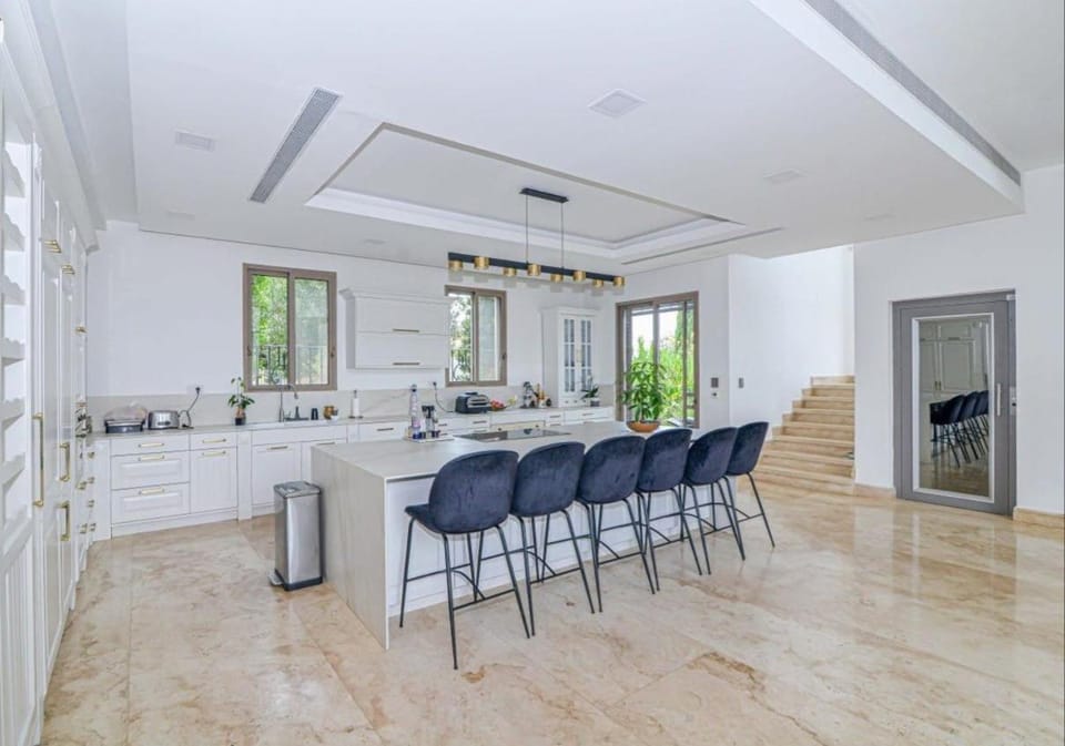 Luxury villa in Caesarea House in Haifa District