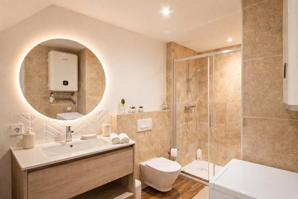 Shower, Bathroom, washing machine