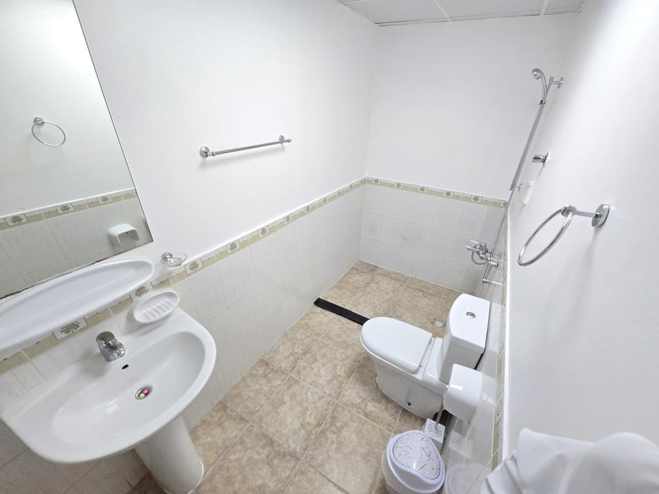 Luxury 1-Bedroom Suite Near All Amenities Apartment in Abu Dhabi