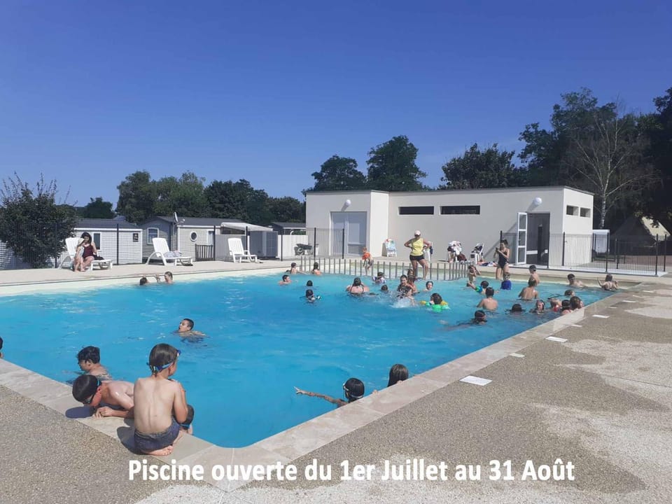 People, Pool view, Swimming pool, Swimming pool