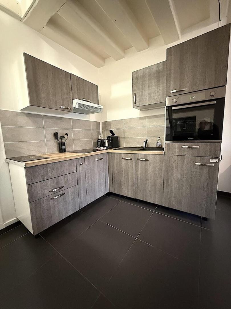 Cœur de Ville - familial - Parking gratuit - WIFI Apartment in Normandy